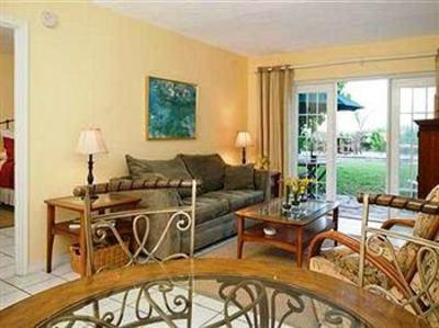 фото отеля Beach Place and Sand Dollar Guesthouse