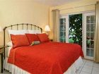 фото отеля Beach Place and Sand Dollar Guesthouse