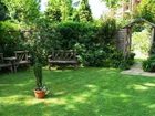 фото отеля The Lawn Guest House Horley