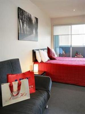 фото отеля Plum Serviced Apartments Collins Street Melbourne
