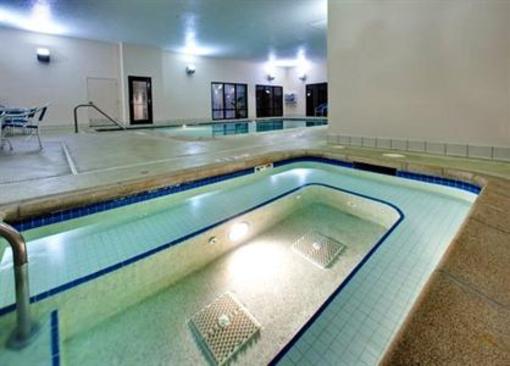 фото отеля Holiday Inn Express Cedar Rapids Collins Road