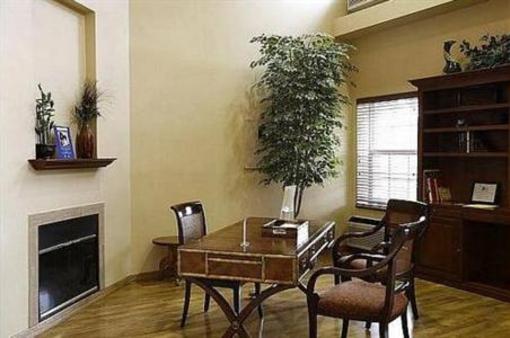 фото отеля Holiday Inn Express Phoenix Airport University Drive