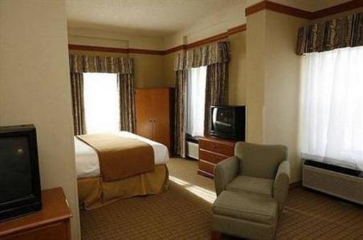 фото отеля Holiday Inn Express Phoenix Airport University Drive