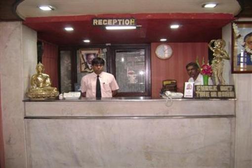 фото отеля Hotel Heera International