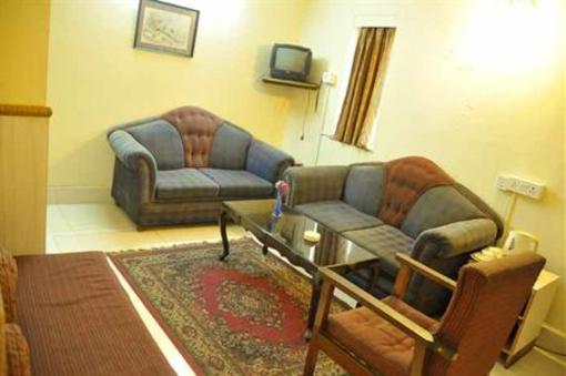 фото отеля Hotel Heera International