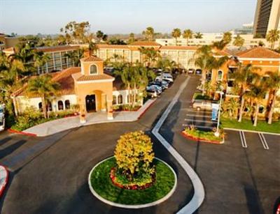 фото отеля Cortona Inn & Suites Anaheim Resort
