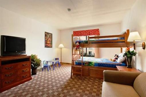 фото отеля Cortona Inn & Suites Anaheim Resort