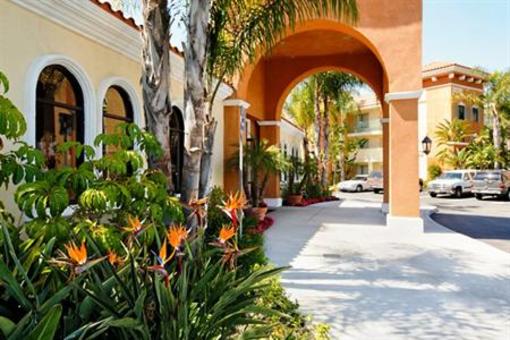 фото отеля Cortona Inn & Suites Anaheim Resort