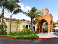 Cortona Inn & Suites Anaheim Resort