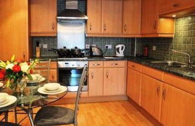 фото отеля Base Serviced Apartments The Docks