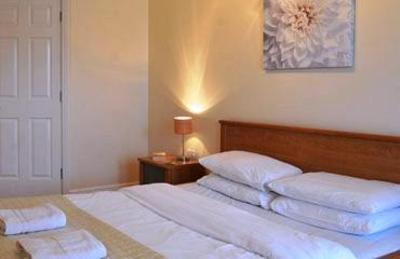 фото отеля Base Serviced Apartments The Docks