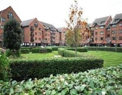 фото отеля Base Serviced Apartments The Docks