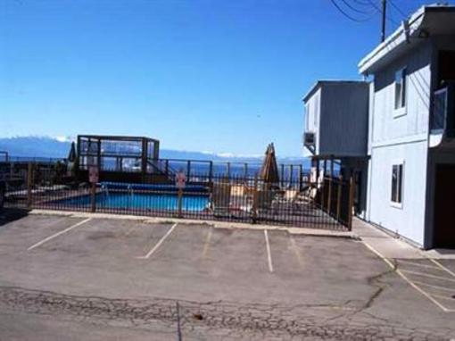 фото отеля Ferraris Crown Motel Kings Beach