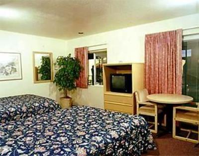 фото отеля Ferraris Crown Motel Kings Beach