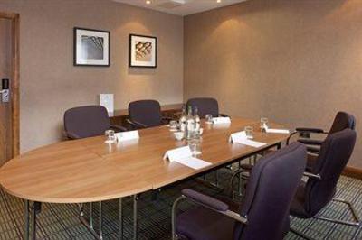 фото отеля Holiday Inn Stevenage