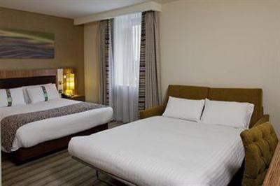 фото отеля Holiday Inn Stevenage
