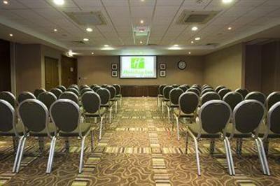 фото отеля Holiday Inn Stevenage