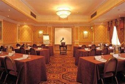 фото отеля Best Western St. Mellons Hotel