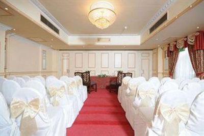 фото отеля Best Western St. Mellons Hotel