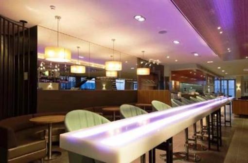 фото отеля Rydges Bell City Hotel & Residences