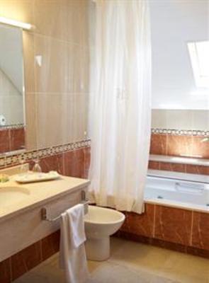 фото отеля Hotel Castro Santiago de Compostela