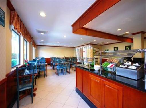 фото отеля BEST WESTERN Plus Orange County Airport North