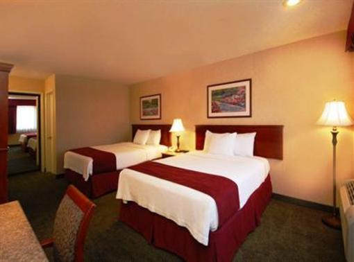 фото отеля BEST WESTERN Plus Orange County Airport North