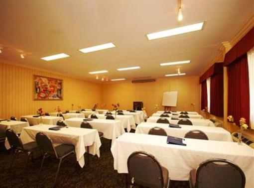 фото отеля BEST WESTERN Plus Orange County Airport North