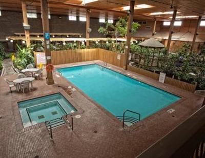 фото отеля BEST WESTERN Rainbow Country Inn