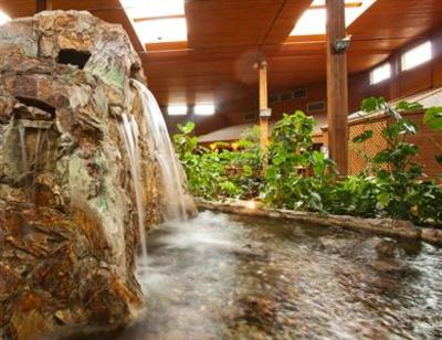 фото отеля BEST WESTERN Rainbow Country Inn