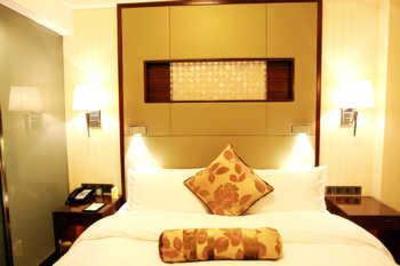 фото отеля Silver Plaza Quancheng Hotel