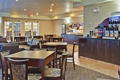 фото отеля Holiday Inn Express Hotel & Suites Swift Current