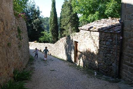 фото отеля Castello Di Gargonza
