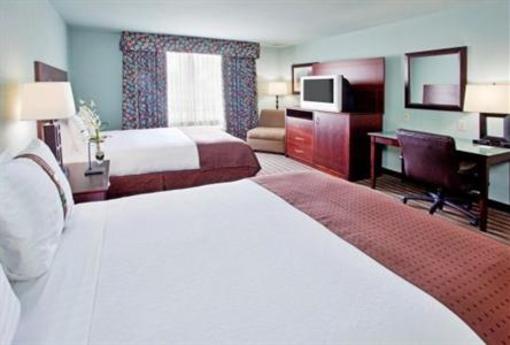 фото отеля Holiday Inn Hotel & Suites, Williamsburg-Historic Gateway