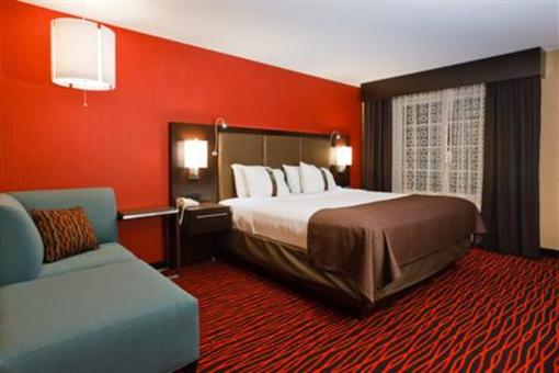 фото отеля Holiday Inn Colorado Springs (Airport)