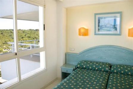 фото отеля Aparthotel Be Live La Calita Sant Llorenc Des Cardassar