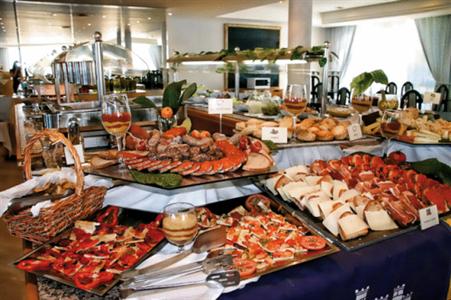 фото отеля Aparthotel Be Live La Calita Sant Llorenc Des Cardassar