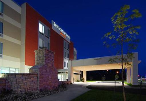 фото отеля SpringHill Suites Grand Forks