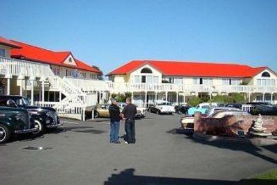 фото отеля Fountain Court Motor Inn Motel