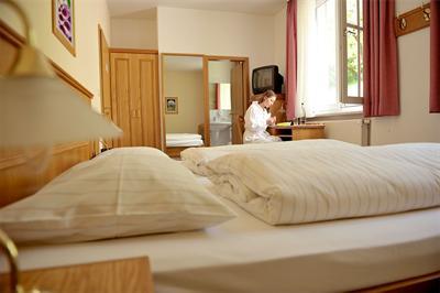 фото отеля Landhotel Alte Fliegerschule