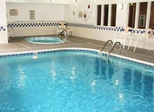 фото отеля Fairfield Inn & Suites Bismarck North