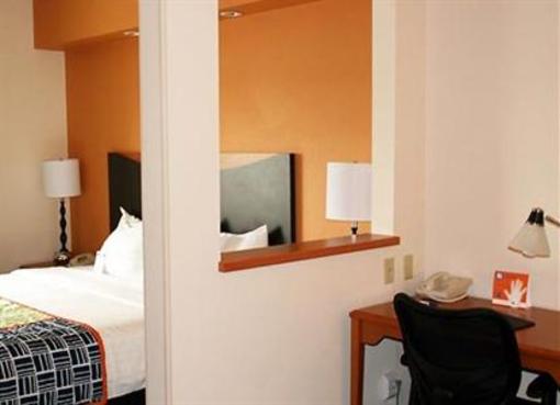 фото отеля Fairfield Inn & Suites Bismarck North