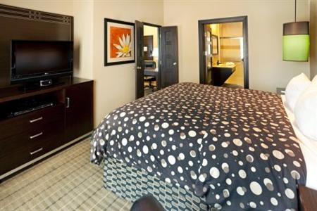фото отеля StayBridge Suites DFW Airport North