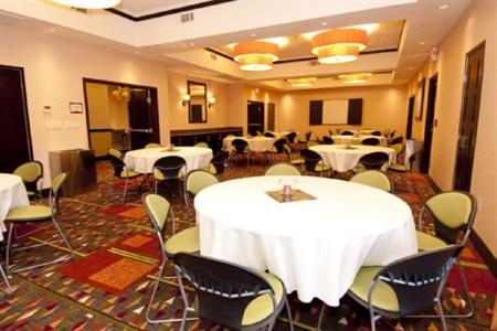 фото отеля StayBridge Suites DFW Airport North