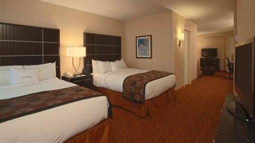 фото отеля Doubletree Guest Suites Minneapolis