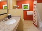 фото отеля Courtyard by Marriott Louisvillle Northeast