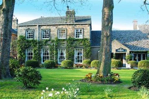 фото отеля The Devonshire Arms Country House Hotel & Spa