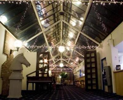 фото отеля Best Western Hermitage Park Hotel Coalville (England)