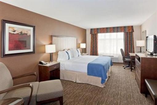 фото отеля Holiday Inn Hotel & Suites Surrey