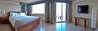 фото отеля Casanova Suites on the Beach
